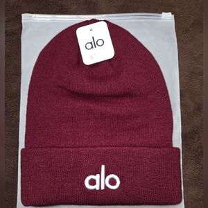 ALO Yoga Maroon Beanie